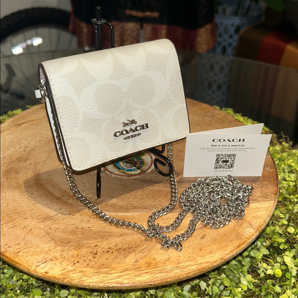 Coach Ivory Mini Crossbody Bag with Silver Chain 4” x 3” x 1” NWT - Picture 4 of 7